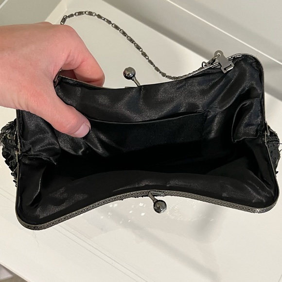 Beaded peacock feather clutch - Picture 6 of 6